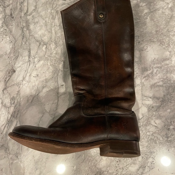 Frye Melissa Button Boot 8.5 (Dark Brown Brush Off) - Picture 2 of 3
